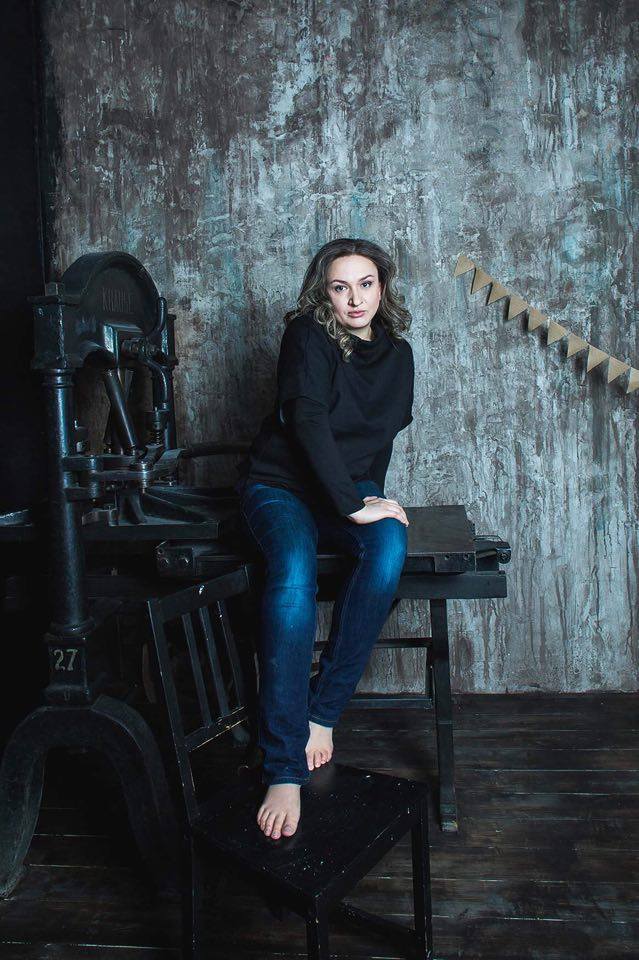 ГИМН НЕДЕЛИ: ЯНА ЛАПШОВА ЗАТАНЦУЕТ до изнеможенья