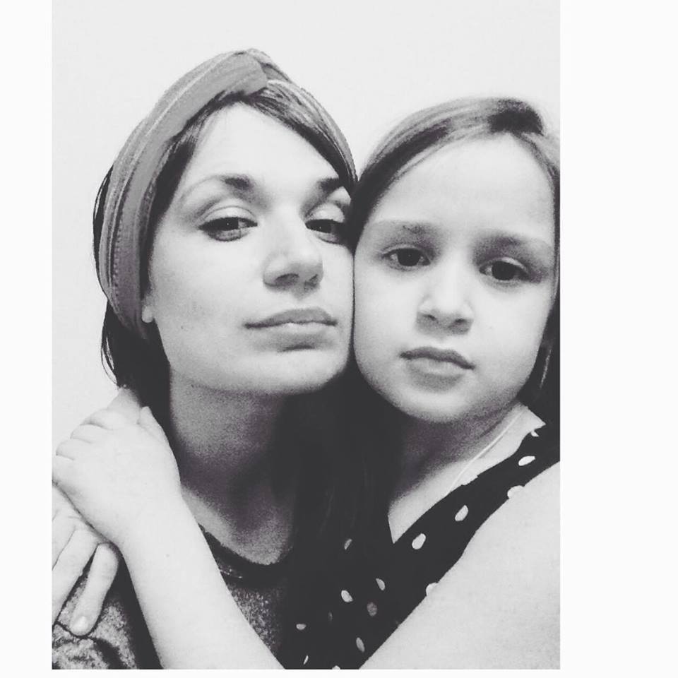 МОЕЙ МАМЕ 37, А КАК ВЫГЛЯДИТ ТВОЯ МАМА