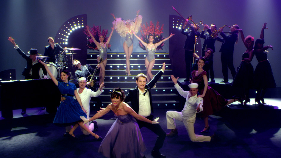 ГИМН НЕДЕЛИ: СВЯЗЬ ВРЕМЕН И ГОРОДОВ/АРТЕМ ТЕПЛЯКОВ