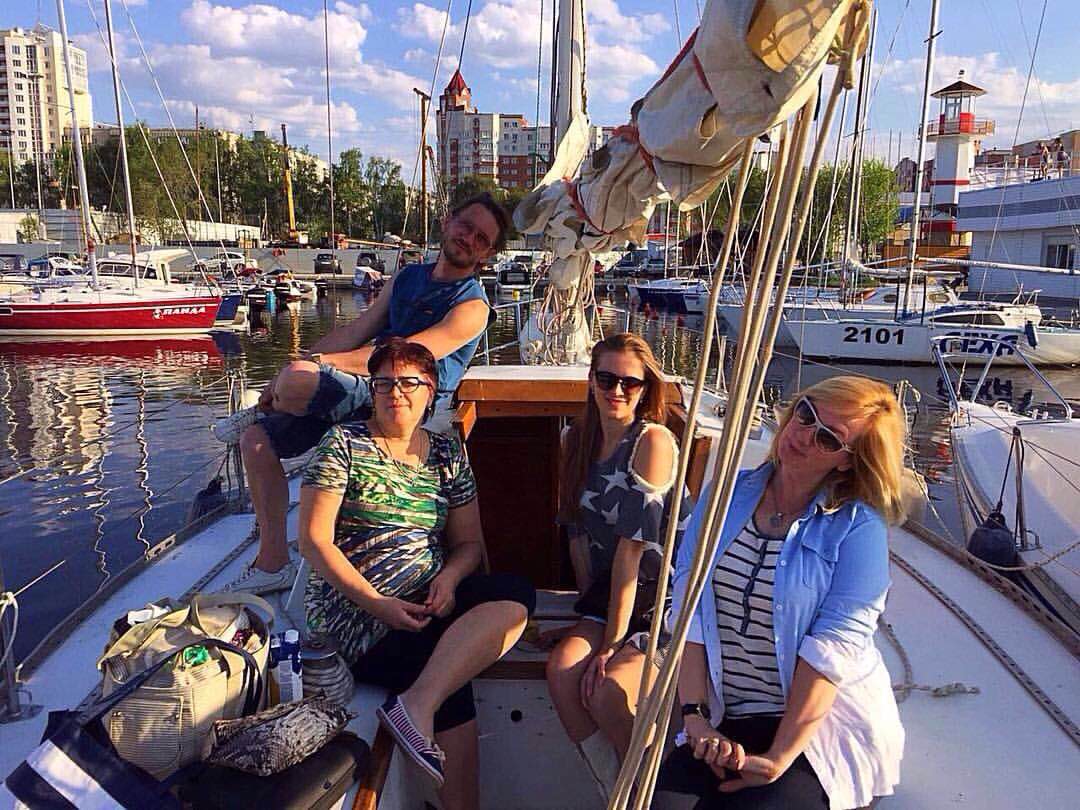 МОЕЙ МАМЕ — 58 ЛЕТ, А КАК ВЫГЛЯДИТ ТВОЯ МАМА?